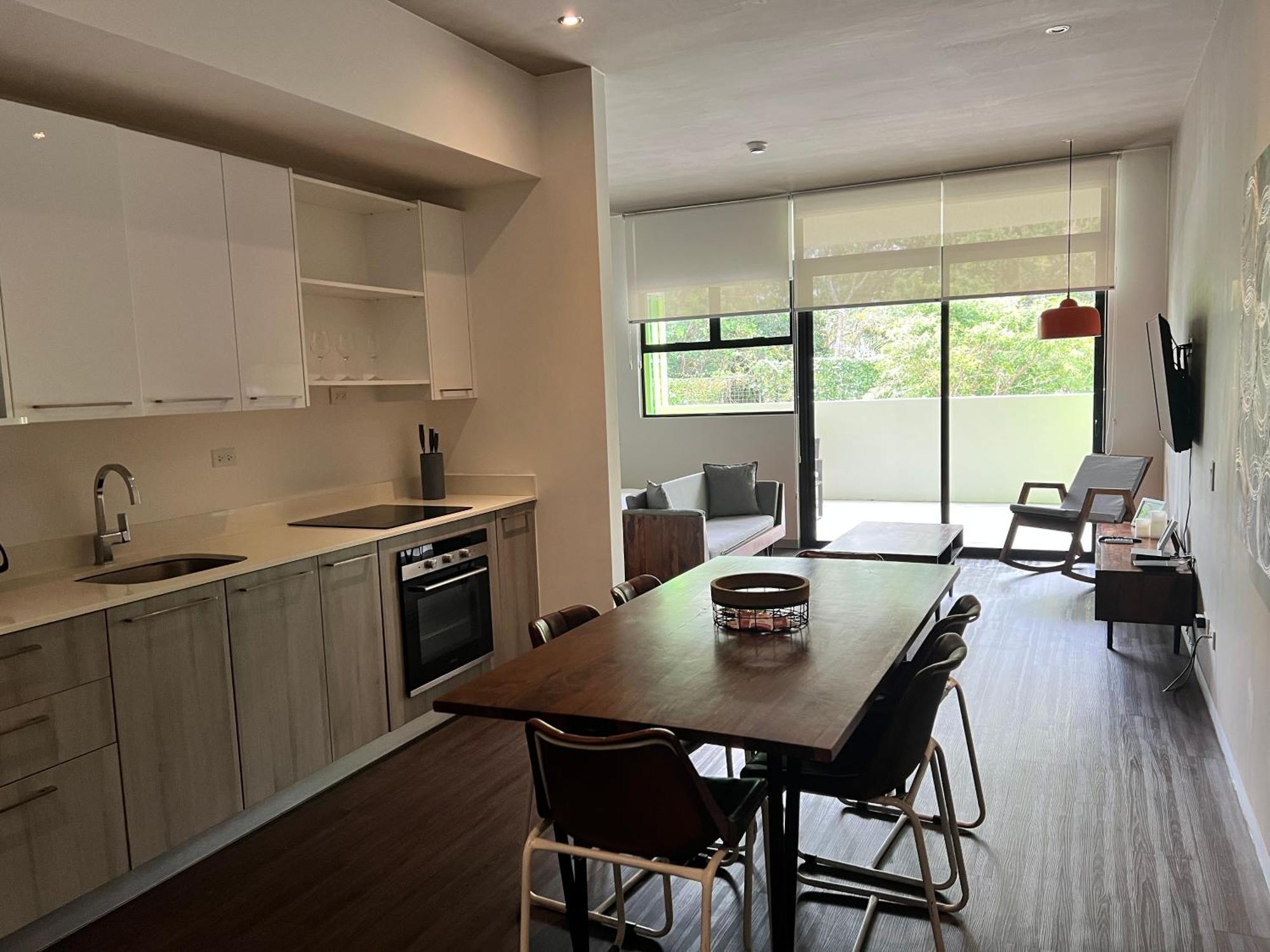 Bee Suites Santa Ana Eksteriør bilde